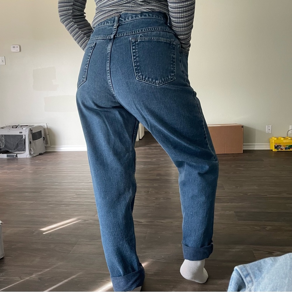 Vintage High waisted denim wrangler women’s mom jeans